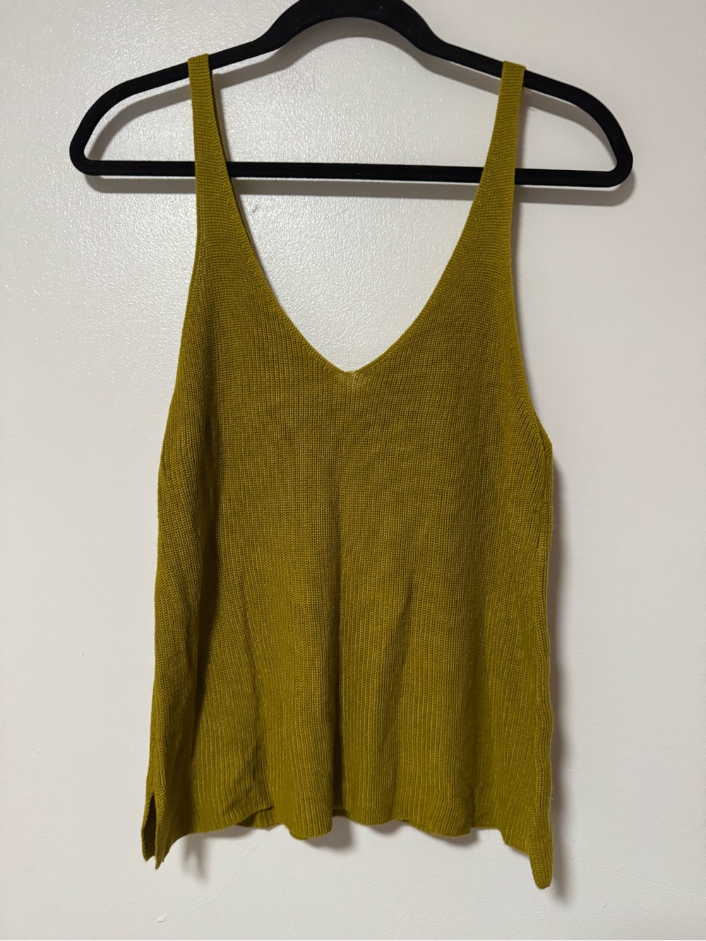 Forever 21 Olive Green V-Neck Ribbed Tank